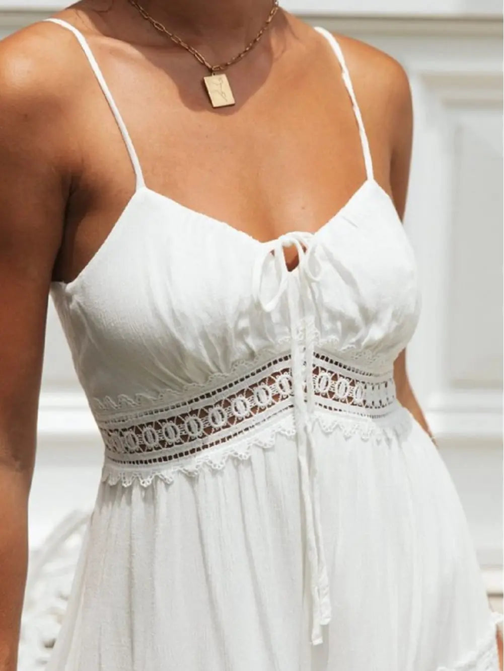 Women'S Summer Spaghetti Straps Empire Waist Hollow Out Lace Patchwork Pleated A-Line Long Dress