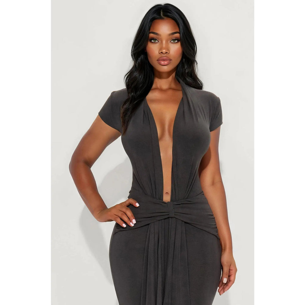 Vividly Sharp Maxi Dress - Charcoal